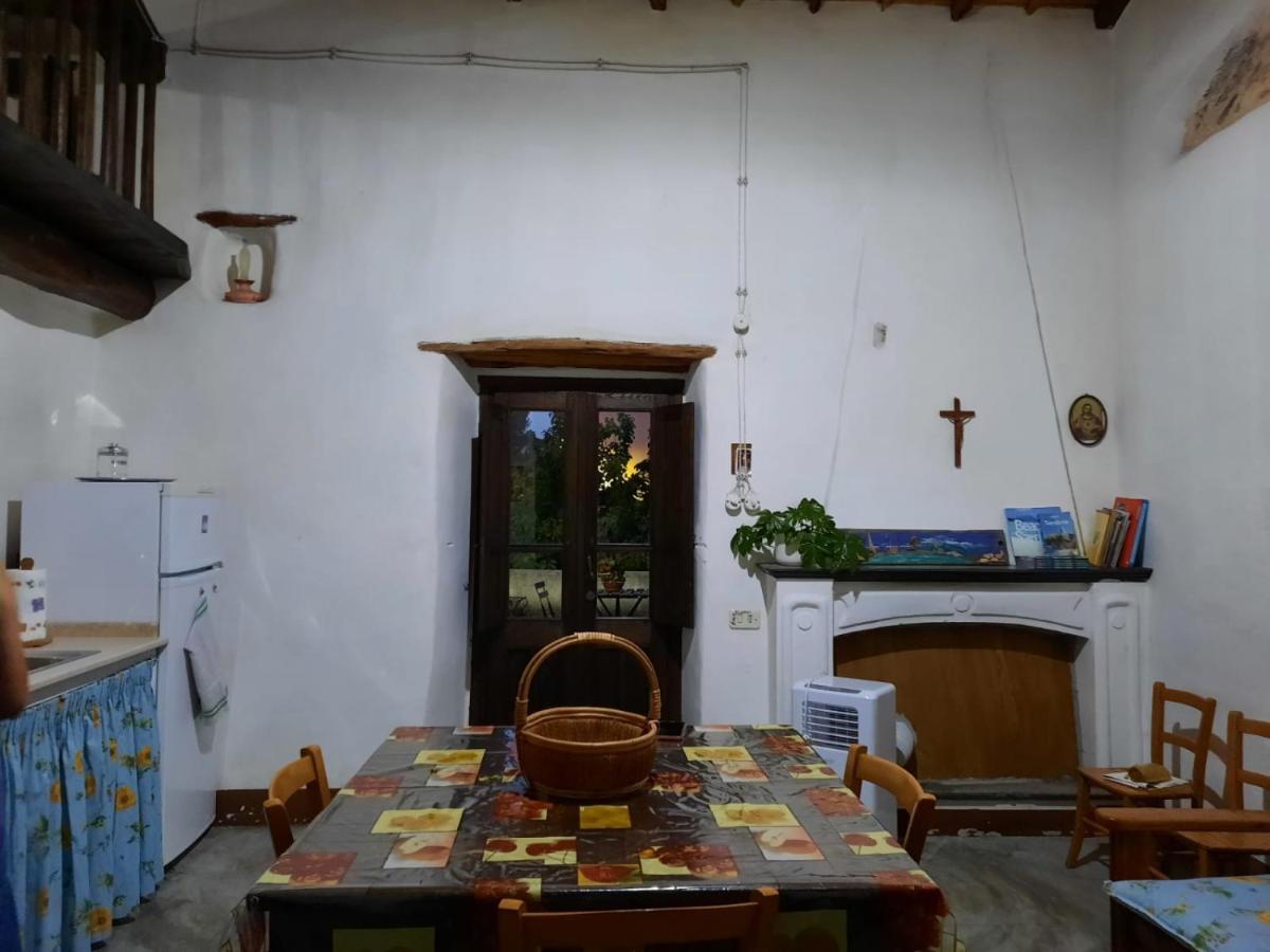 Domo Sedda Villa Galtellì Екстериор снимка