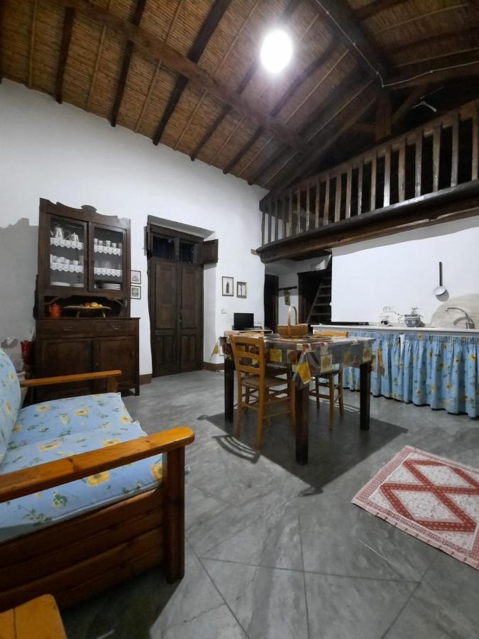 Domo Sedda Villa Galtellì Екстериор снимка